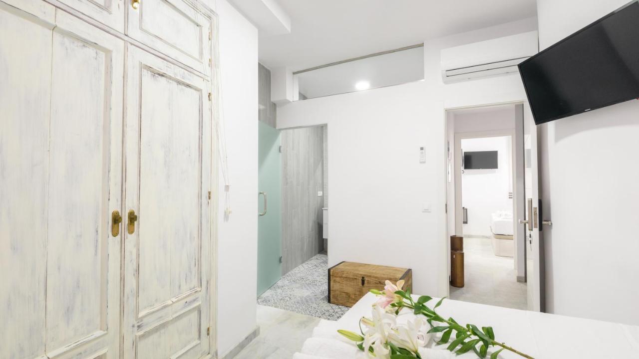 Guesthouse Room & Studio Seville La Flamenka Exteriör bild